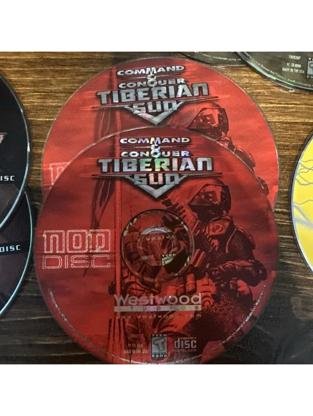 Command and Conquer Lot of 13 Disc with Red Alert 1-2 Firestorm Tiberian Sun PC